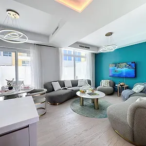 Key View - Aquilegia Villa, Damac Hills Holiday home